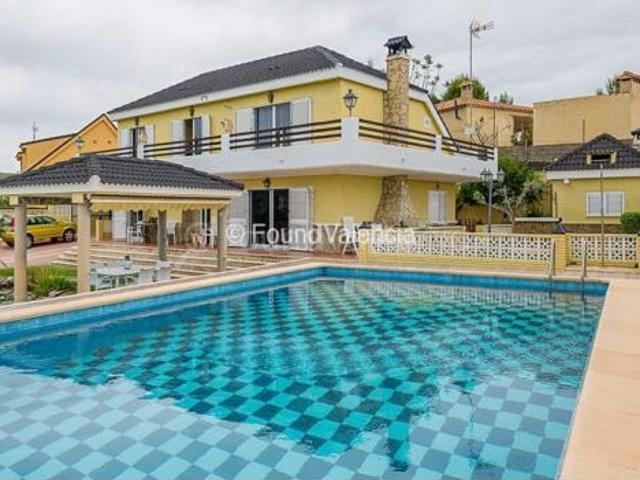 Casa en venta en la Ribera Alta, Valencia