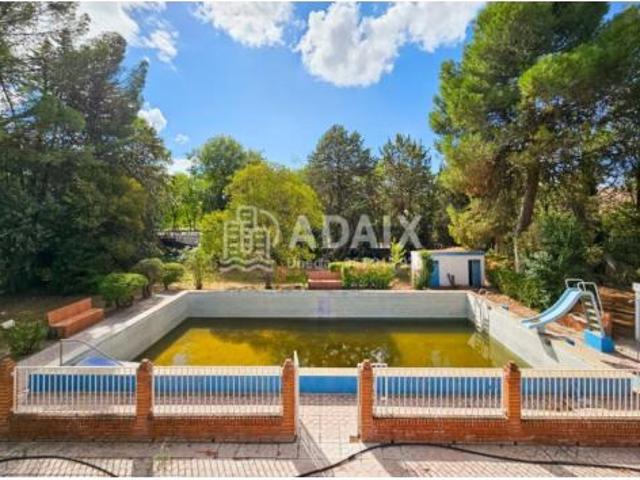 Casa en venta en San Bartolomé-El Campillo, Úbeda