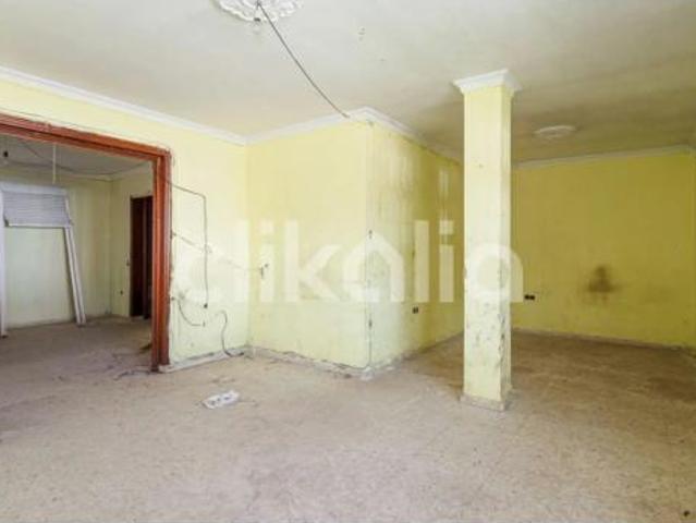 Casa en venta en Umbrete, Andalucía