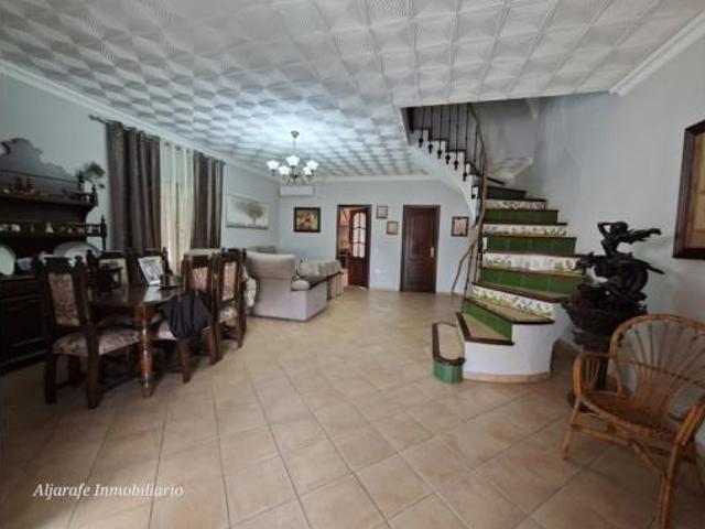 Casa en venta en Umbrete, Andalucía