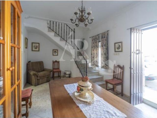 Casa en venta en Umbrete, Andalucía