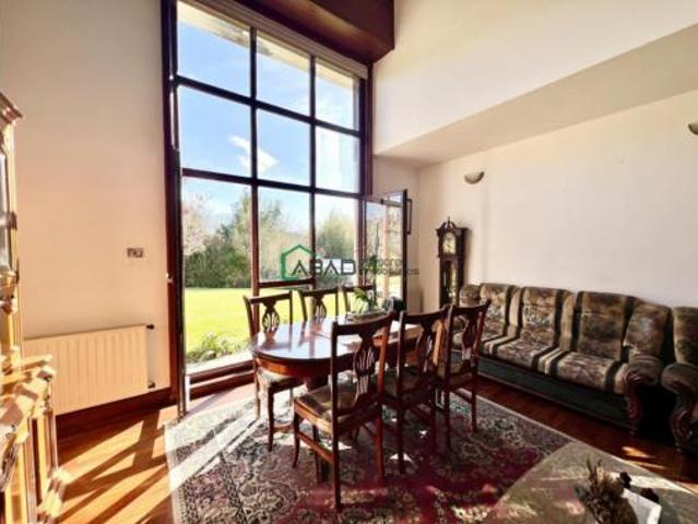 Casa en venta en Urduliz, Guipúzcoa