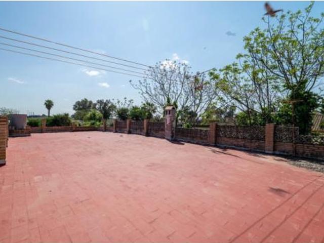 Casa en venta en Utrera, Andalucía