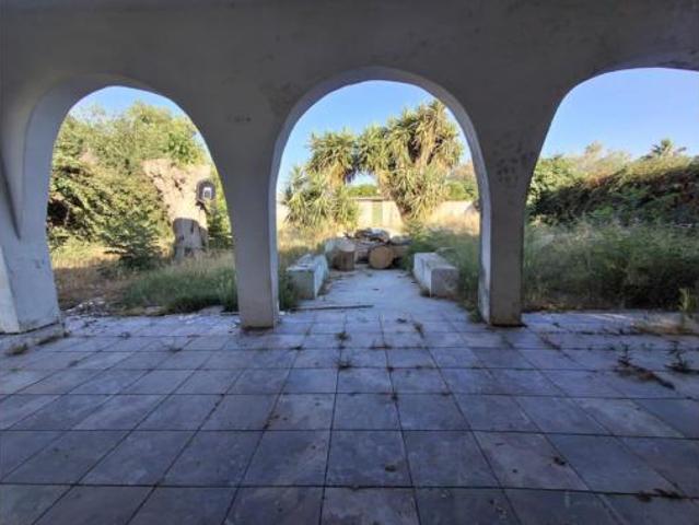 Casa en venta en Utrera, Andalucía