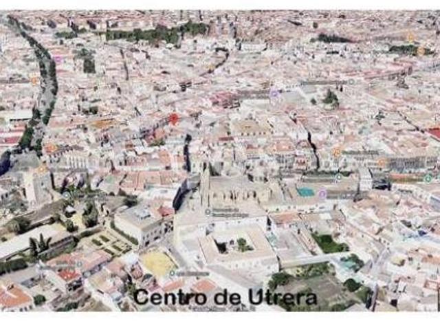 Casa en venta en Utrera, Andalucía