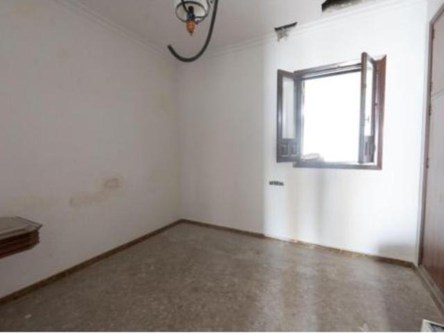 Casa en venta en Utrera, Andalucía