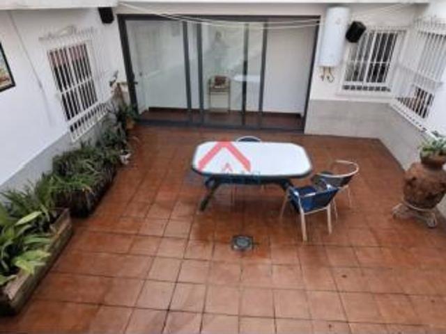 Casa en venta en Utrera, Andalucía