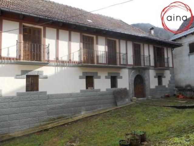 Casa en venta en Pirinioak, Navarra