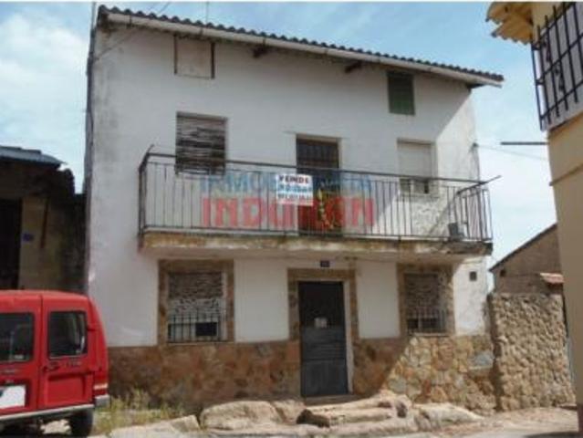 Casa en venta en Valdehúncar, Extremadura