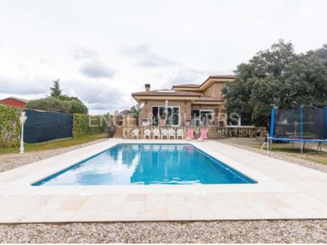 Casa en venta en Cerro Alarcón, Valdemorillo