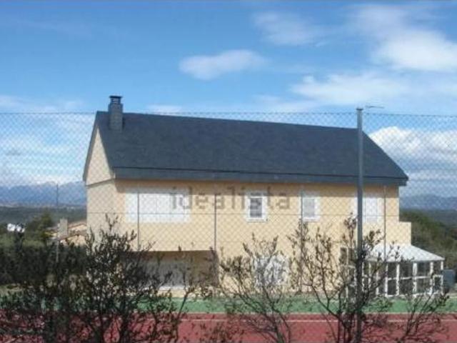 Casa en venta en Valdemorillo, Madrid