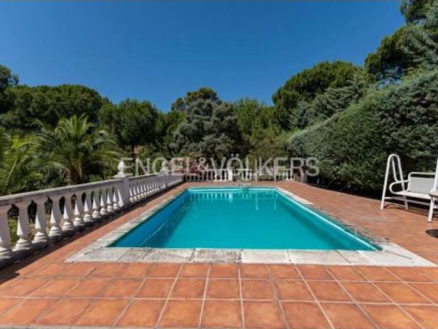 Casa en venta en Valdemorillo, Puentelasierra