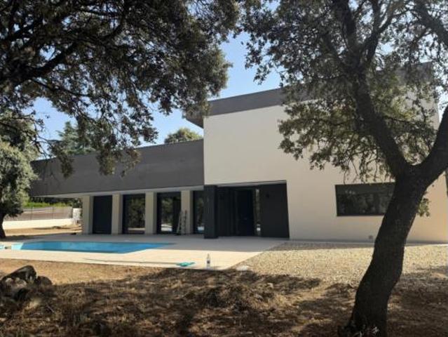 Casa en venta en Valdemorillo, Madrid