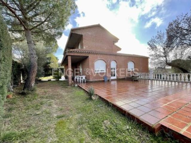 Casa en venta en Valdemorillo, Cerro Alarcón