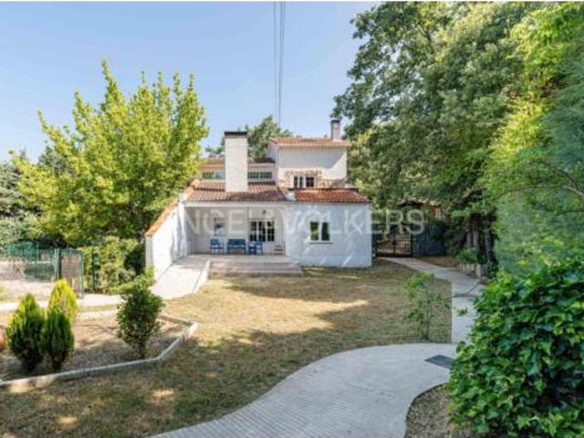 Casa en venta en Valdemorillo, Madrid