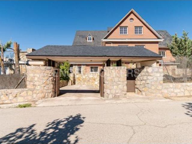 Casa en venta en Cerro Alarcón, Valdemorillo
