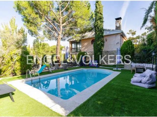 Casa en venta en Cerro Alarcón, Valdemorillo