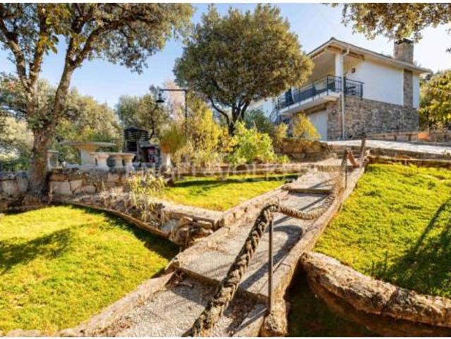 Casa en venta en Cerro Alarcón, Valdemorillo