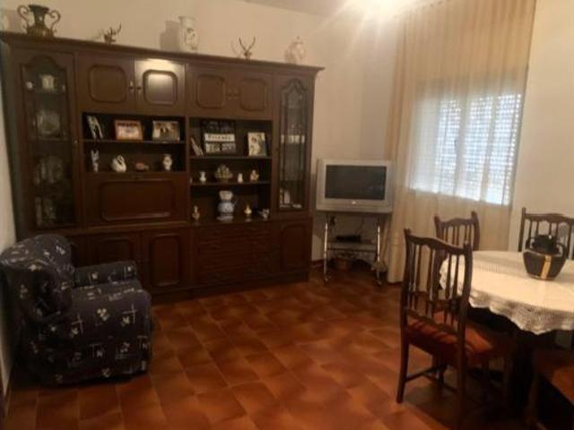 Casa en venta en Valdeobispo, Extremadura