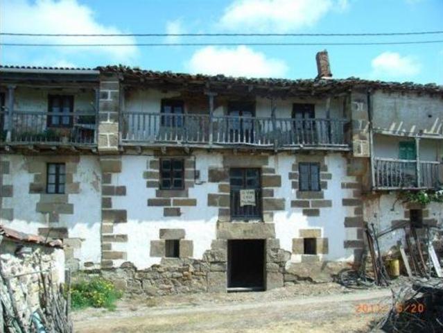 Casa en venta en Rucandio, Castilla y León