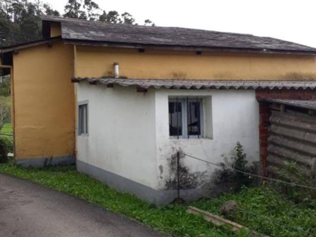 Casa en venta en El Pontigón, Valdés