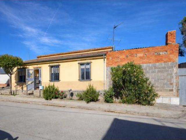 Casa en venta en Valdestillas, Castilla y León