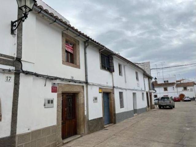 Casa en venta en Valencia De Alcántara, Extremadura