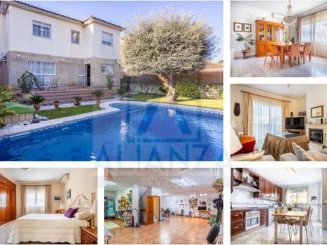 Casa en venta en Valencina De La Concepción, Andalucía