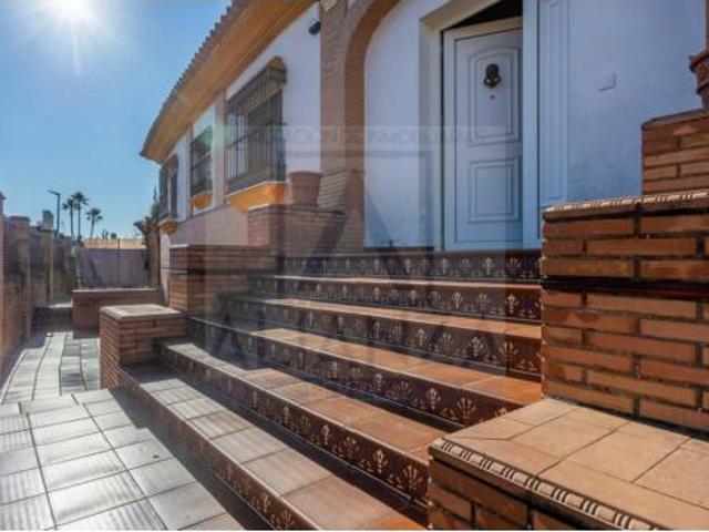 Casa en venta en Valencina De La Concepción, Andalucía