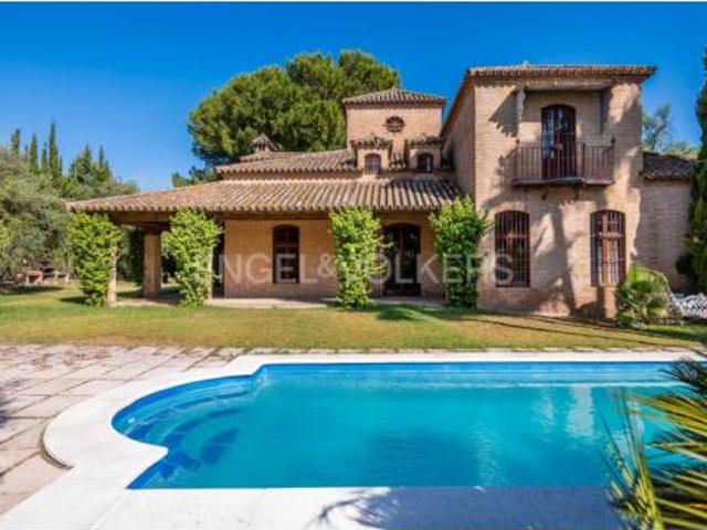 Casa en venta en Gines, Andalucía