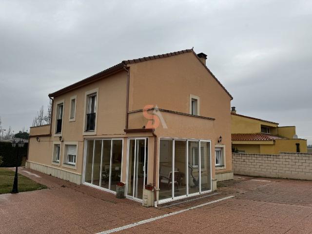 Casa en venta en Renedo De Esgueva