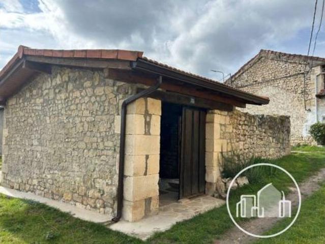 Casa en venta en Valle De Manzanedo, Castilla y León