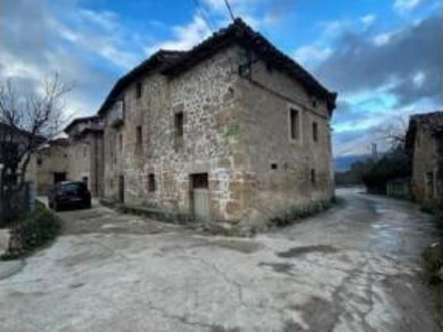 Casa en venta en Valle De Tobalina, Castilla y León