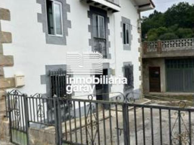 Casa en venta en Valle De Valdebezana, Castilla y León