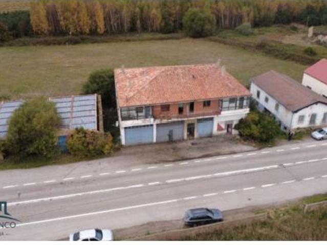 Casa en venta en Valle De Valdebezana, Castilla y León