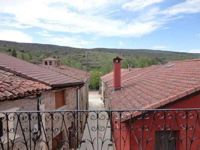 Casa en venta en Valle De Valdelaguna, Castilla y León
