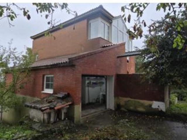 Casa en venta en Valle De Valdelucio, Castilla y León