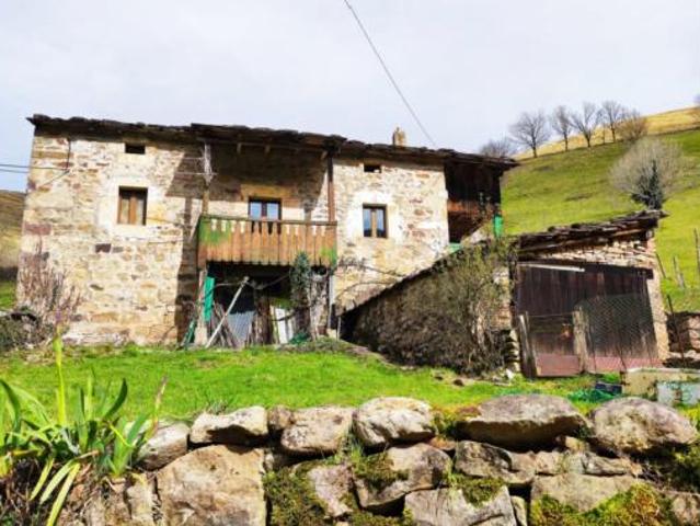 Casa en venta en Vega De Pas, Cantabria