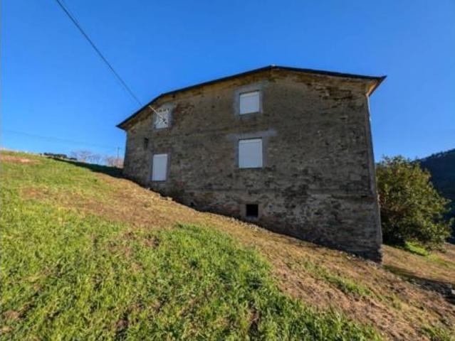 Casa en venta en Vegadeo