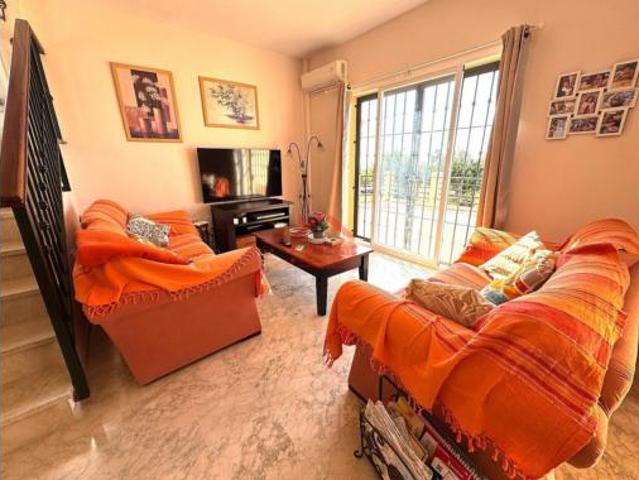 Casa en venta en Urbanización Los Algarrobos, Vélez-Málaga