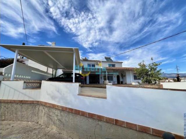 Casa en venta en La Gloria, La Axarquía