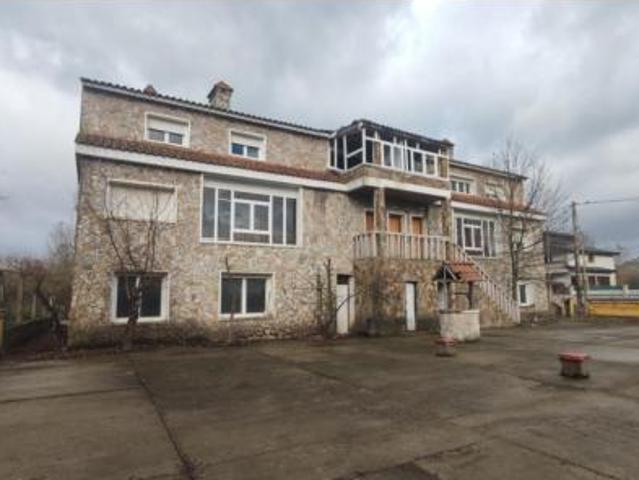 Casa en venta en Verín