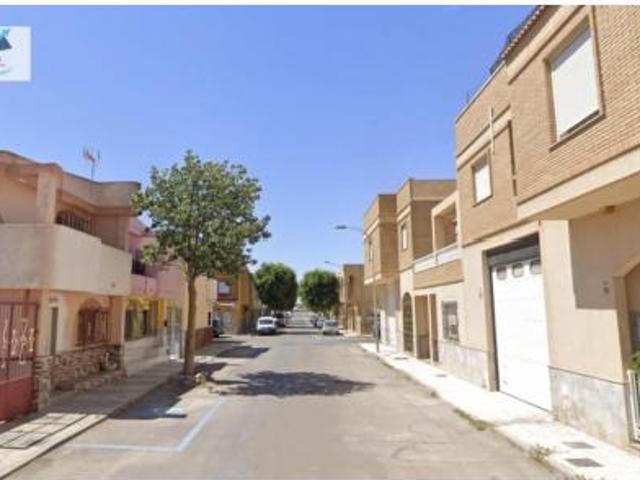 Casa en venta en Llanos de Vícar, Vícar