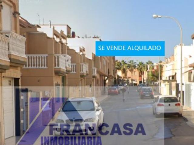 Casa en venta en La Gangosa, Vícar