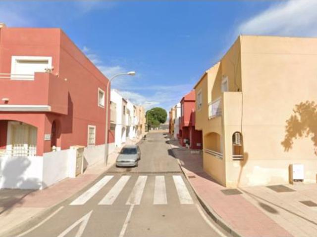 Casa en venta en La Gangosa, Vícar