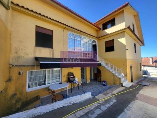 Casa en venta en Beade, Vigo