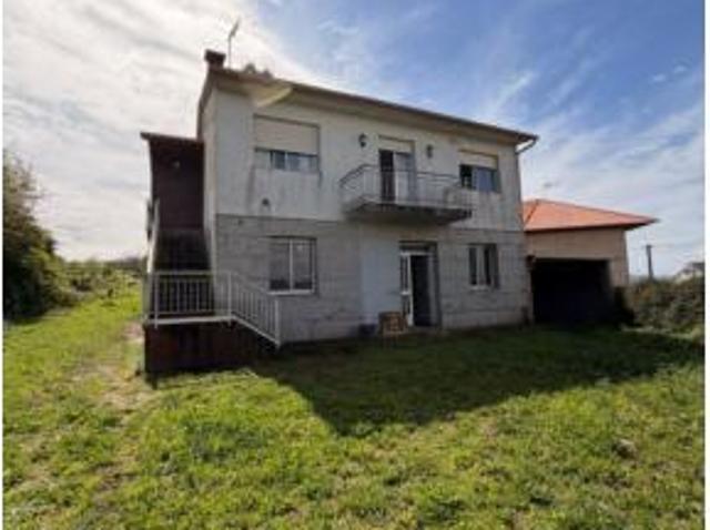 Casa en venta en Bembrive, Vigo