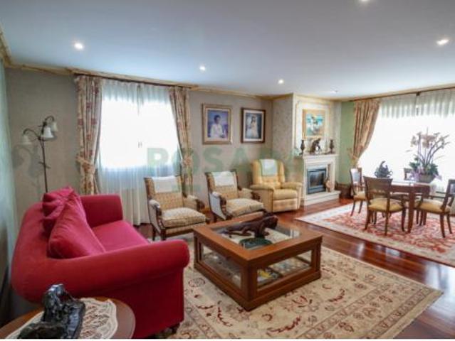 Casa en venta en Castrelos, Vigo