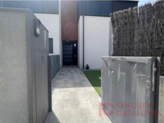Casa en venta en El Perelló, Gironès