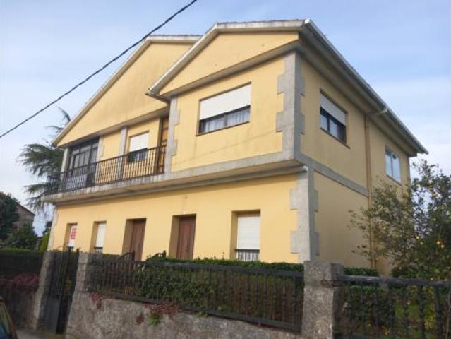 Casa en venta en Vilagarcía de Arousa, O Salnés